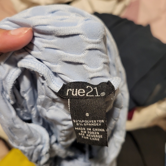 Tiktok Blue Unused Leggings Size S With Mesh Sides and Pockets - Picture 2 of 2